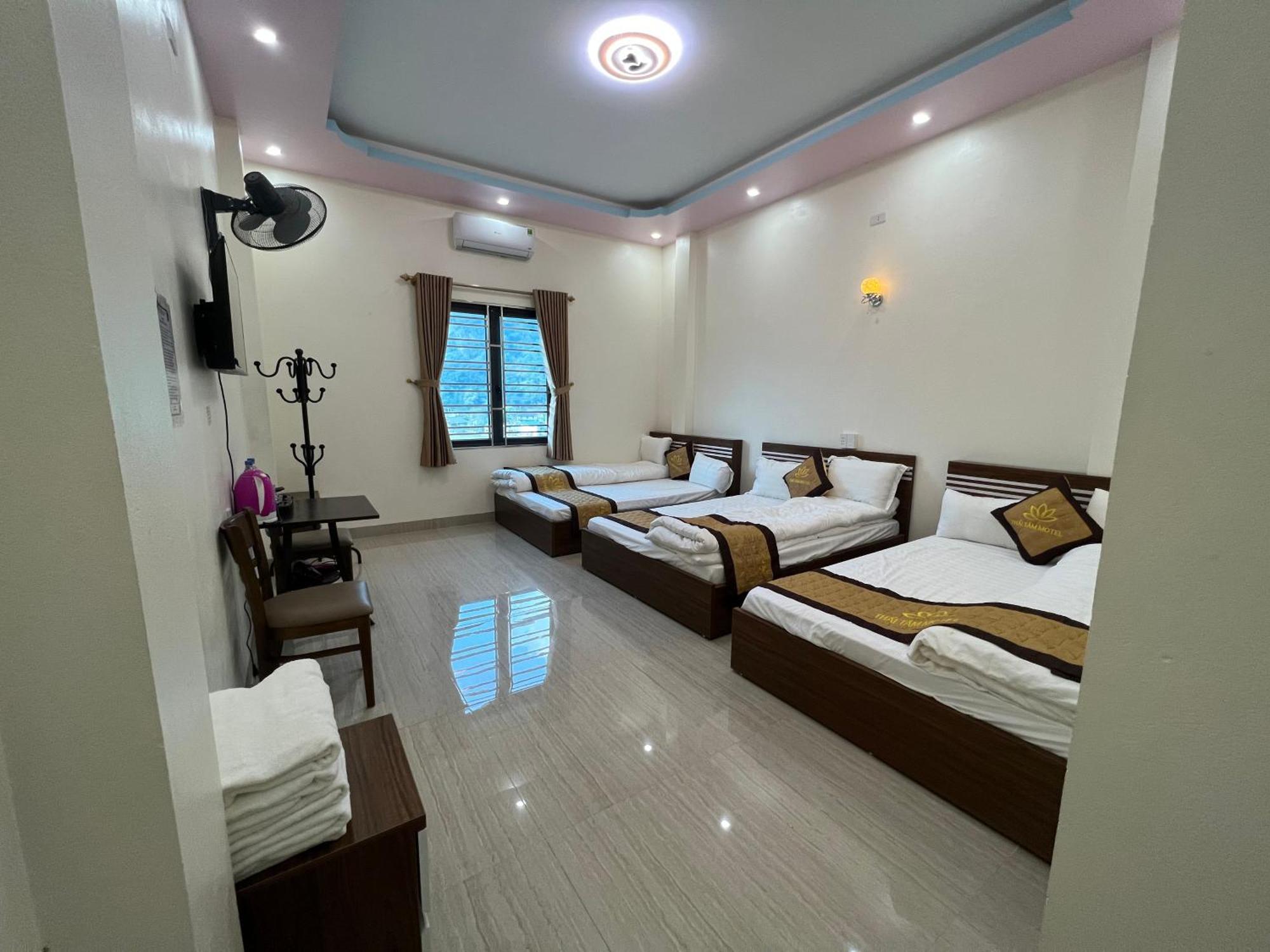 Thai Tam Motel Dong Van  Eksteriør billede